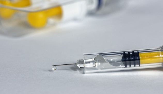 Foto de seringa de vacina