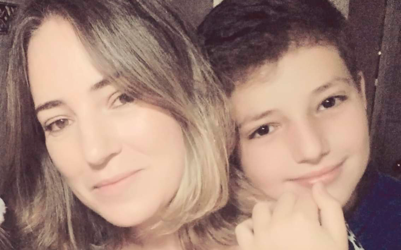 Marilda e o filho Enzo. (Foto: Arquivo pessoal)