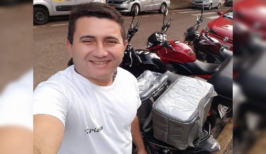 Ele começou como vendedor ambulante e hoje tem sua própria tapiocaria em Jundiaí