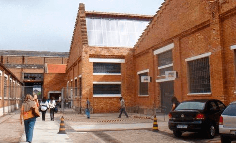 Fachada do Poupatempo