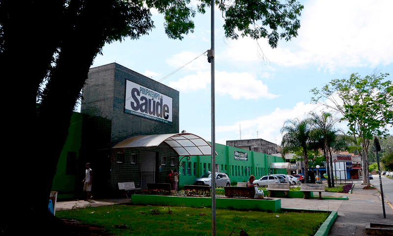 Fachada do Poupatempo da Saúde