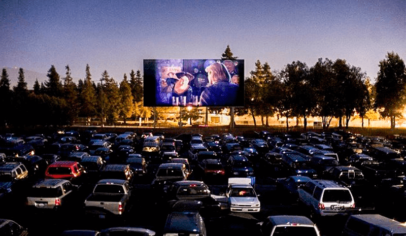 Cinema drive-in
