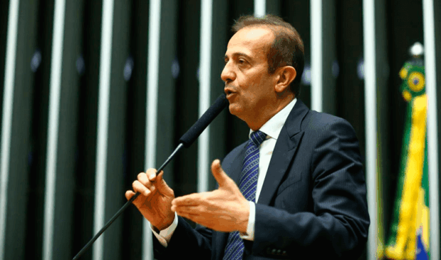 Miguel Haddad em sessão