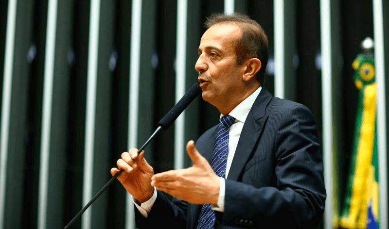 Miguel Haddad em sessão