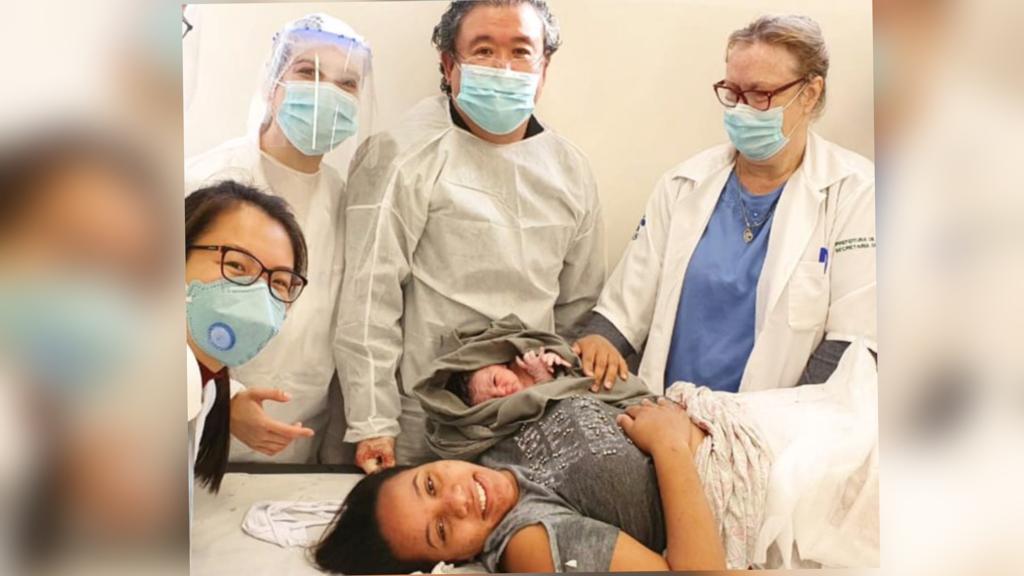 Equipe da UBS São Camilo realiza parto de Valentina Victória. (Foto: Divulgação)