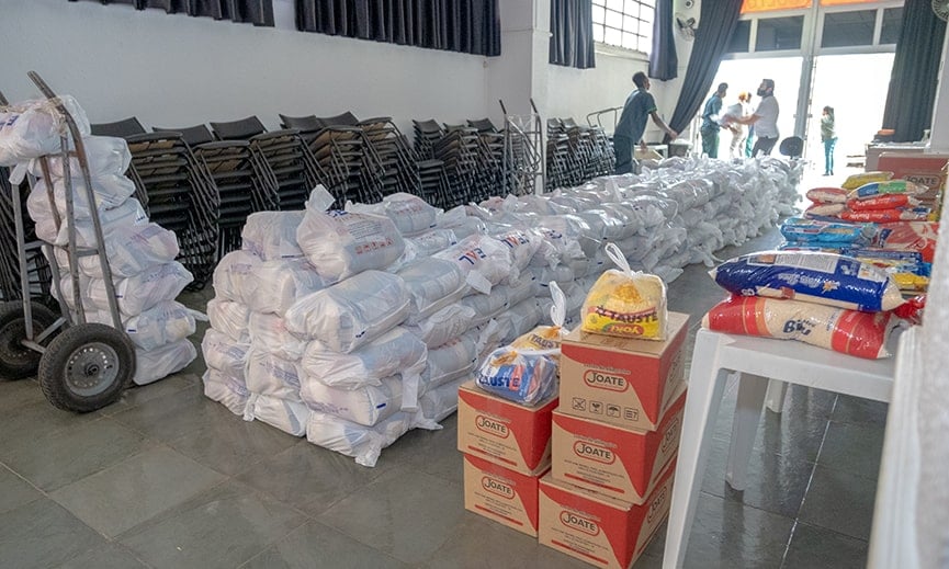Grupo de empresas de Jundiaí doa 4,5 toneladas de alimentos ao Sesi