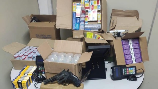 Dois homens foram presos com carga de azitromicina em Campo Limpo Paulista