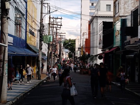 Comércio de Jundiaí estende horário para Dia das Mães