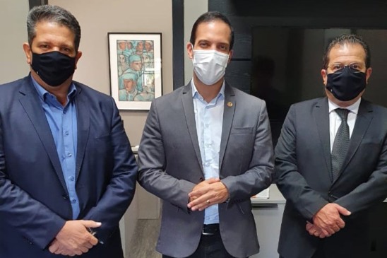 Prefeito e vice de Itupeva solicitam mais armamento para corporação da GM