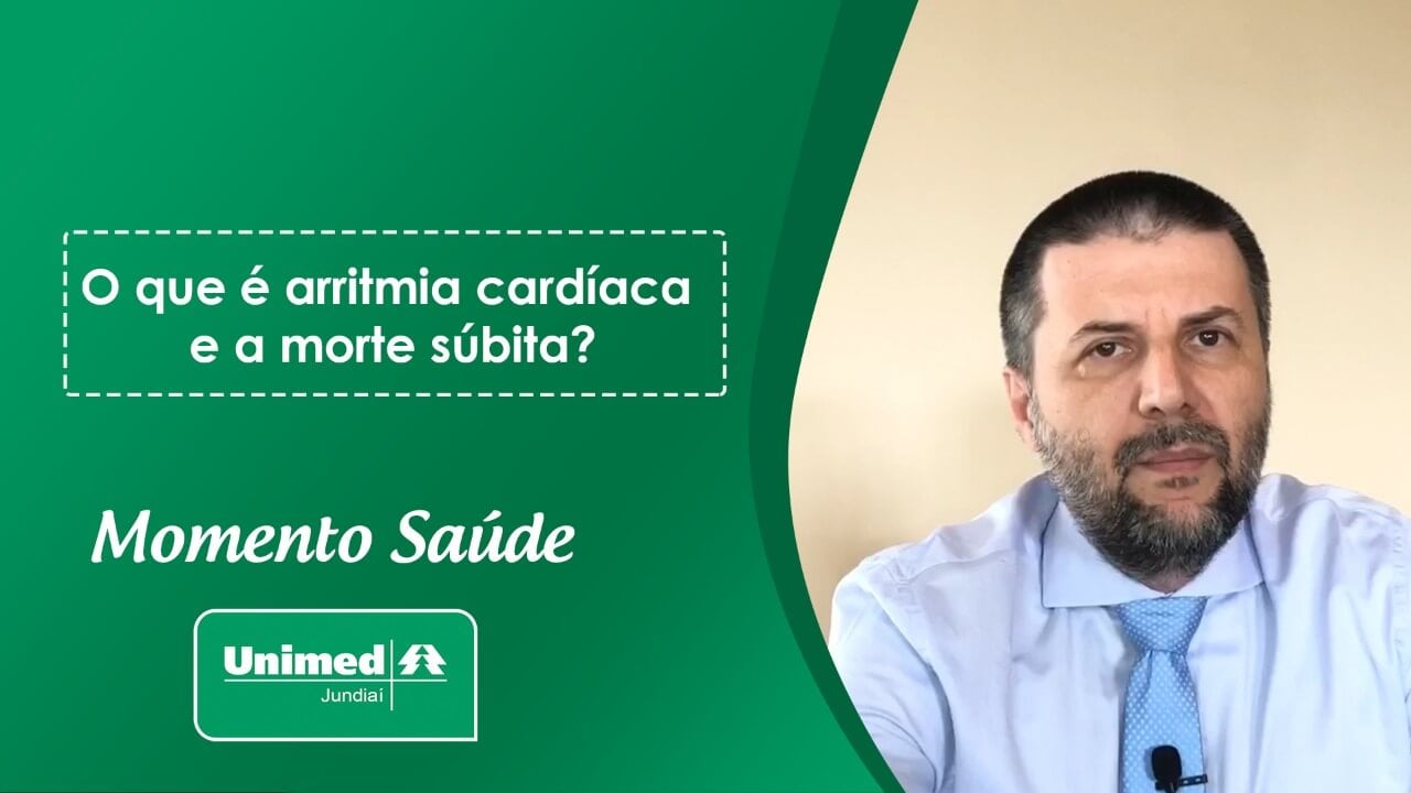 Médico cardiologista em Thumb de vídeo da Unimed com fundo verde