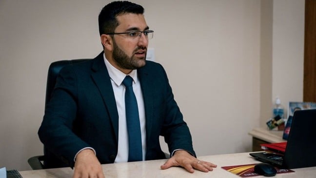 Faouaz Taha é eleito presidente do Parlamento Regional