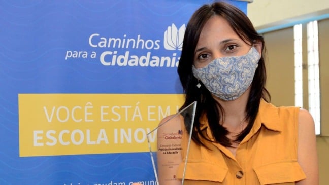 Professora de Várzea Paulista vence concurso de educação inovadora do Instituto CCR