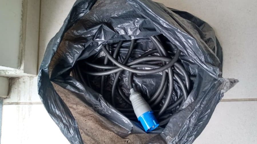 Guarda Municipal de Jundiaí detém homem que furtou fios de energia de comércio