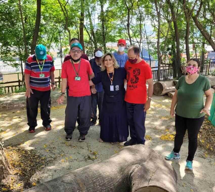 Programa de Atendimento ao Envelhecimento visitam a Fábrica das Infâncias Japy Programa de Atendimento ao Envelhecimento visitam a Fábrica das Infâncias Japy