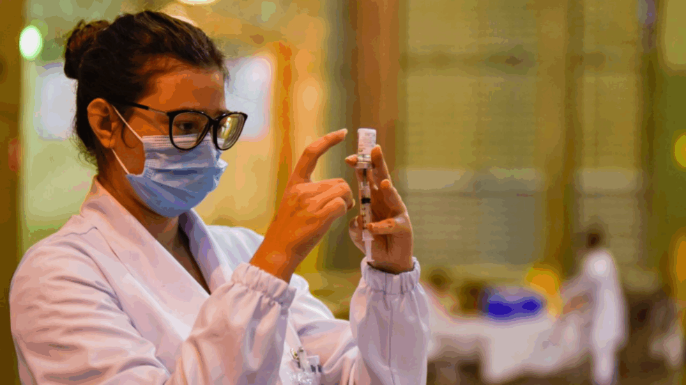 Jundiaí: vacinação contra Influenza será no Centro Esportivo Dal Santo, nesta terça (13) Jundiaí: vacinação contra Influenza será no Centro Esportivo Dal Santo, nesta terça (13)