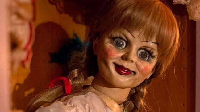 Boneca Annabelle em fuga para o Brasil. (Foto: Divulgação)