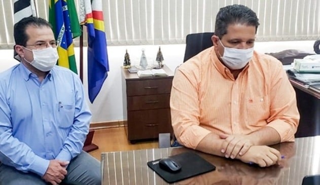 Foto de prefeito de itupeva em videoconferência