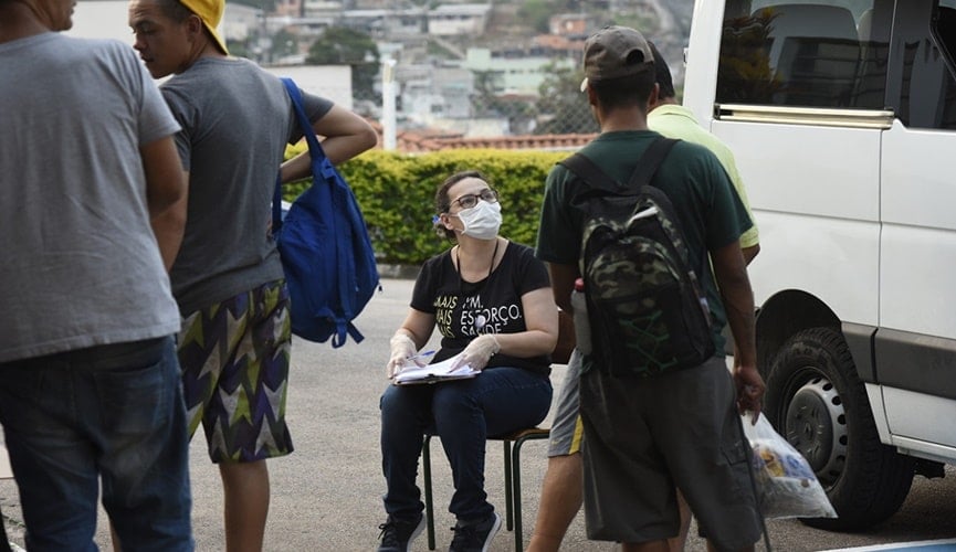 Foto de atendimento assistencial a moradores de rua