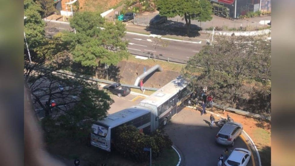 Motorista perdeu o controle da direção