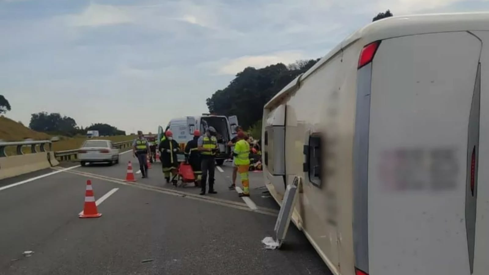 acidente-de-onibus-rodovia-dos-bandeirantes