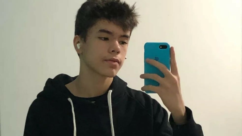 Jovem brasileiro que recebeu recompensa do Facebook após ajuda a corrigir falha no Instagram