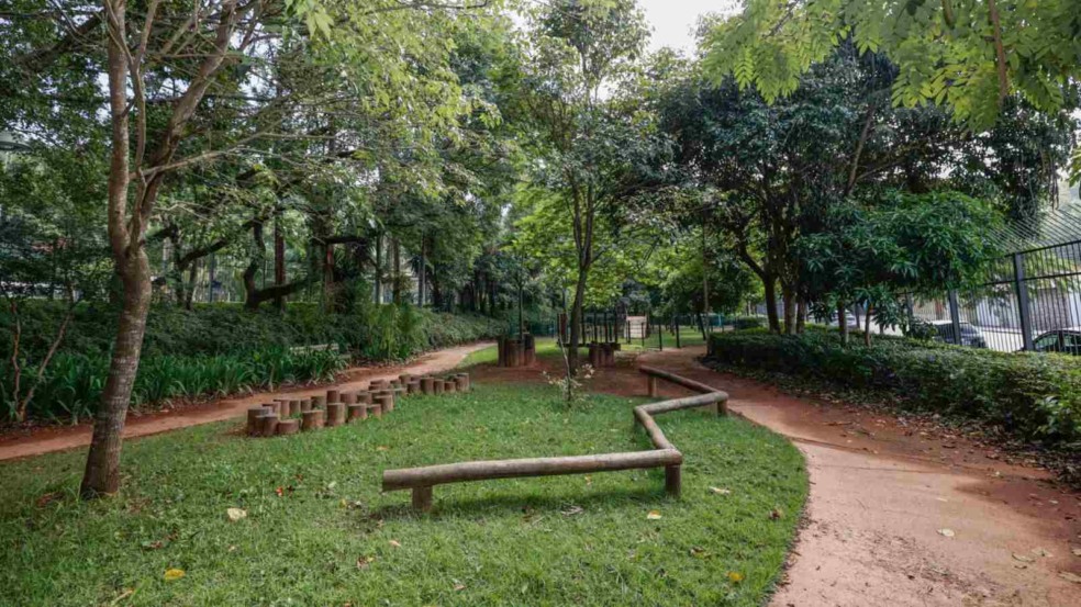 Praça em Jundiaí. Praça em Jundiaí.