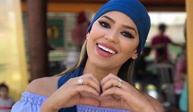 Outubro Rosa: blogueira fala da batalha contra o câncer de mama em palestra no HU