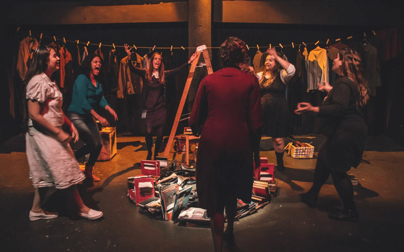 Produtores recomendam o uso de roupas confortáveis para a atividade. (Foto: Reprodução/Prefeitura Municipal de Jundiaí) 