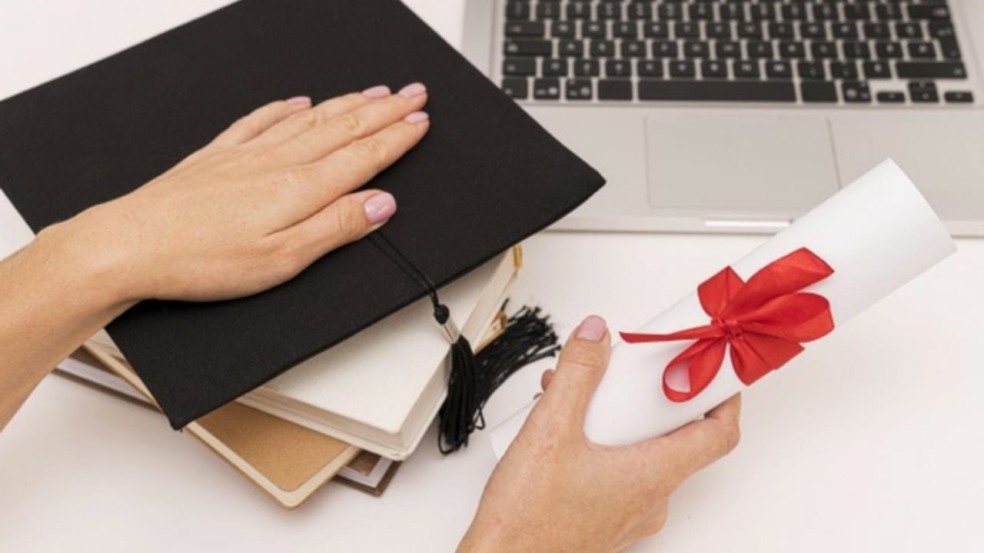 Formatura de ensino médio online