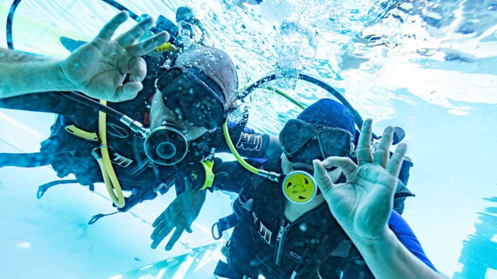Mergulho adaptado com alunos do PEAMA.