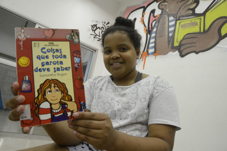 ana-vitoria-pracinha-da-cultura