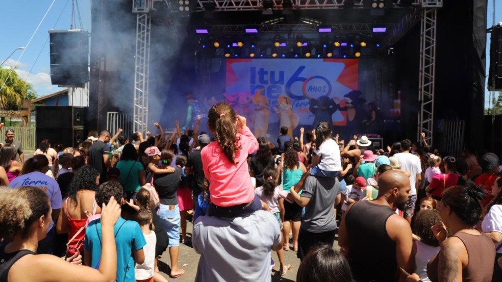 Festa de aniversário de Itupeva.