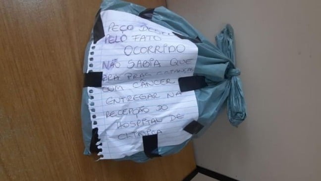 Ladrão escreveu bilhete após devolver mechas de cabelo: "não sabia que era para crianças com câncer"
