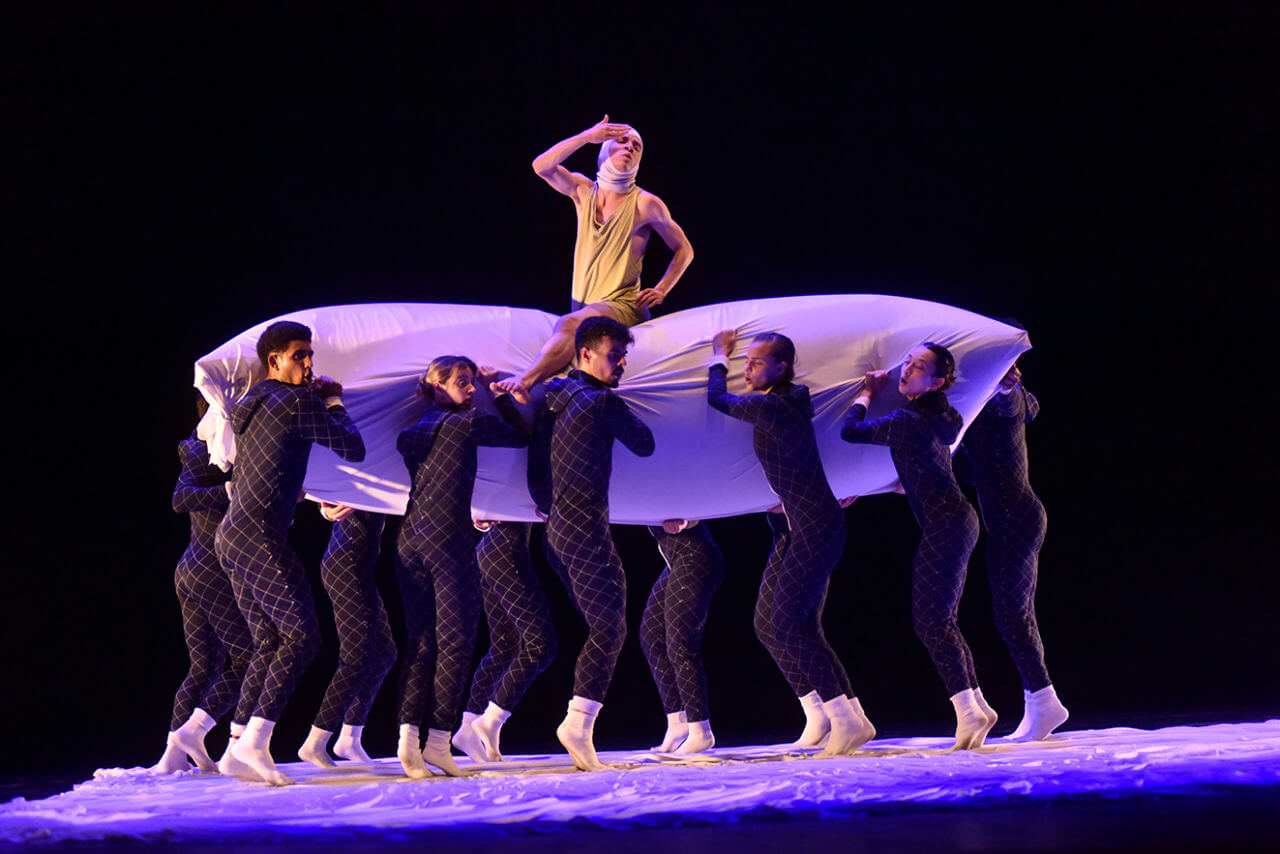 “Instagrimm” traz uma mistura entre contos dos irmãos Grimm no formato de linguagem das redes sociais