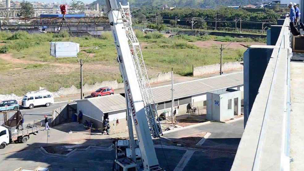 Obra do novo hospital de Várzea Paulista.
