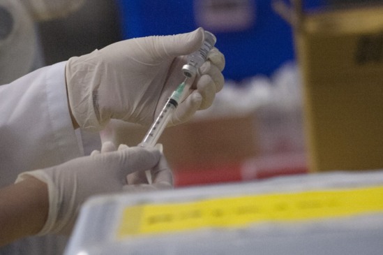 A partir de 11 de maio, grávidas e pessoas de 55 a 59 anos podem se vacinar em SP