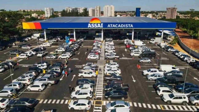 Fachada do Assaí Atacadista.