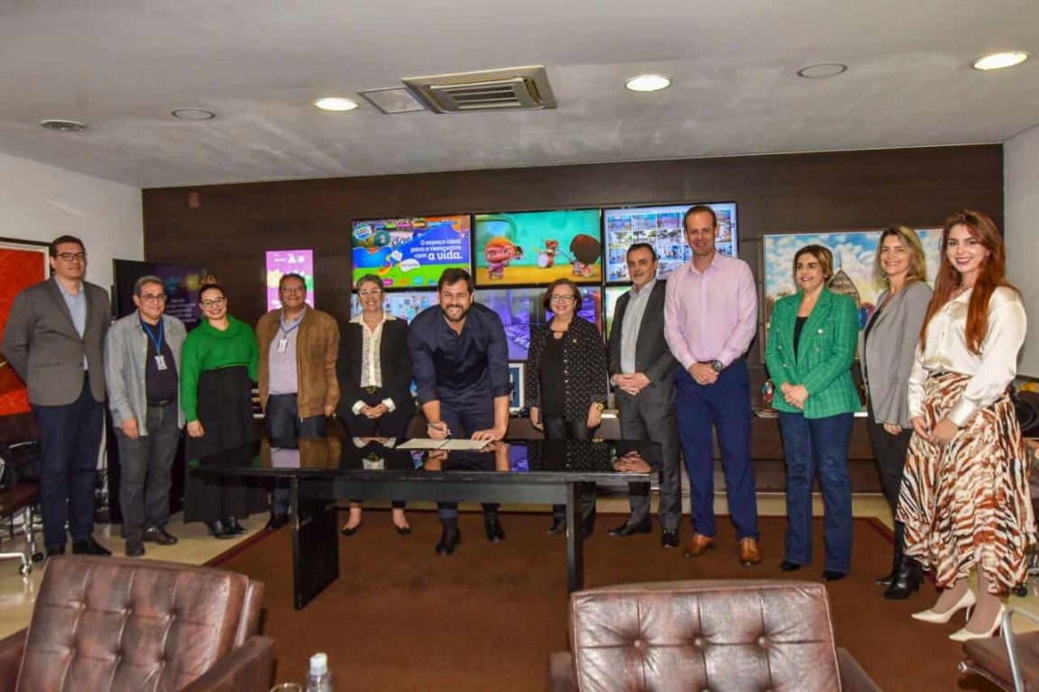 Assinatura foi realizada na última quarta-feira (14)