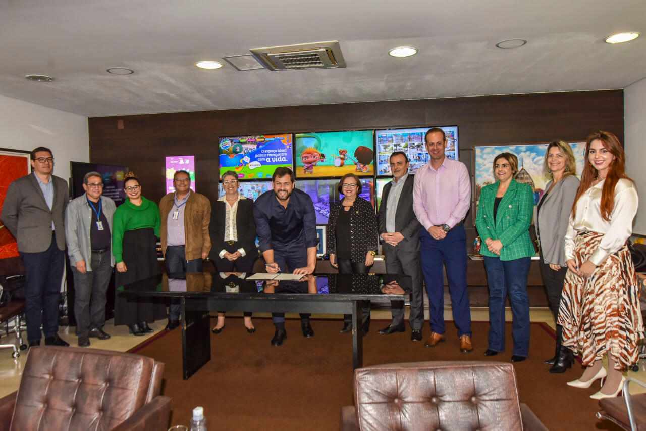 Assinatura foi realizada na última quarta-feira (14)