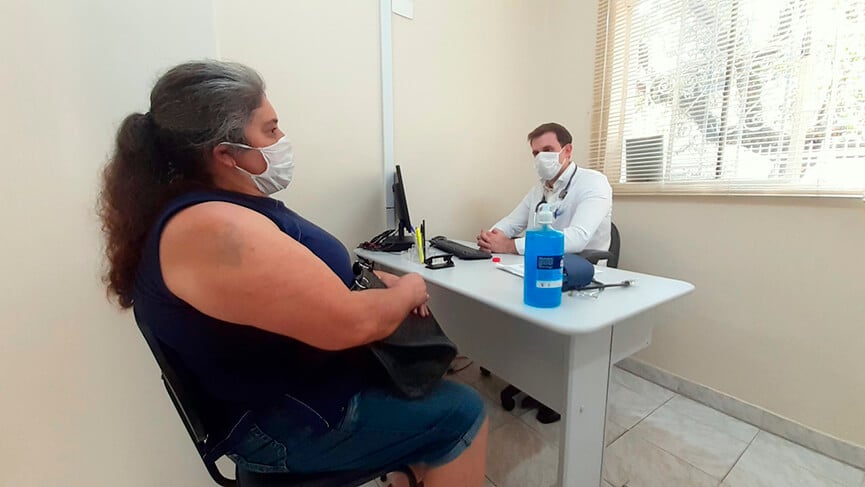 colaboradora é atendida pelo Hospital São Vicente. (Foto: Divulgação)