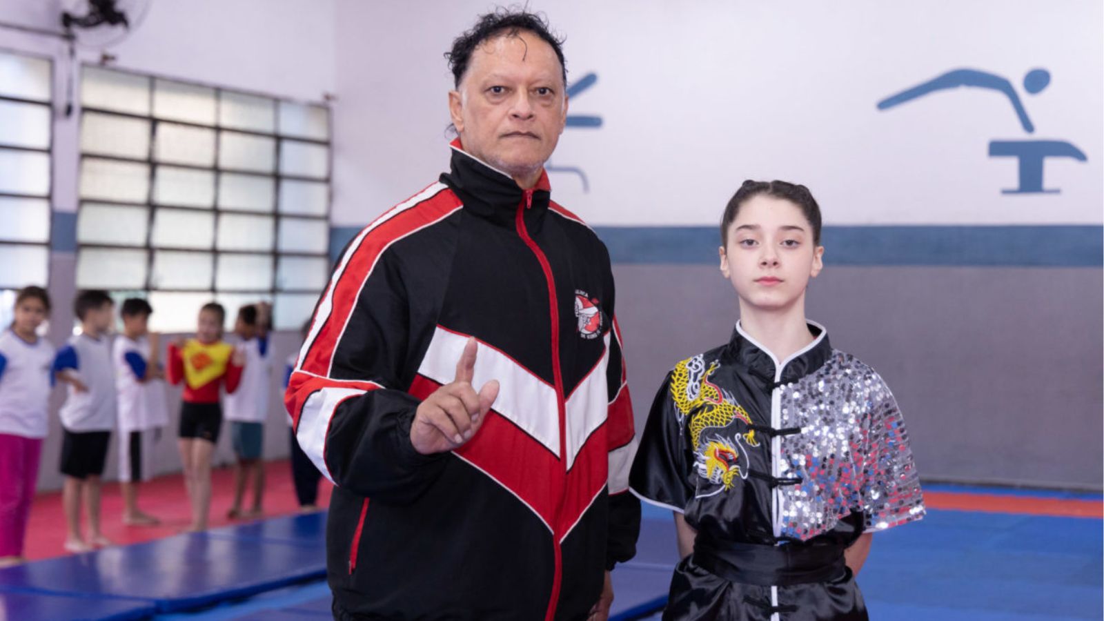 Treinador e atleta de Kung Fu de Jundiaí