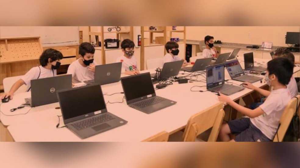 Aulas de robóticas Aulas de robóticas