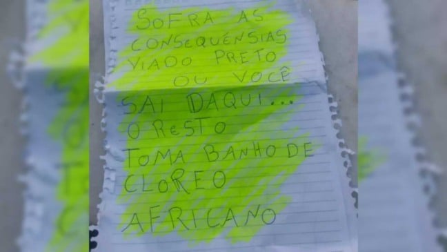 Bilhetes ofensivos e racistas