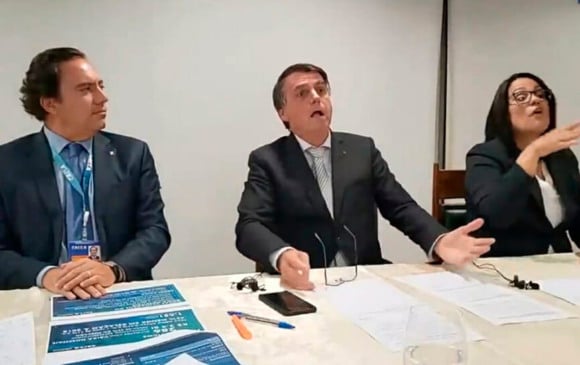 Bolsonaro em live. (Foto: Repprodução)