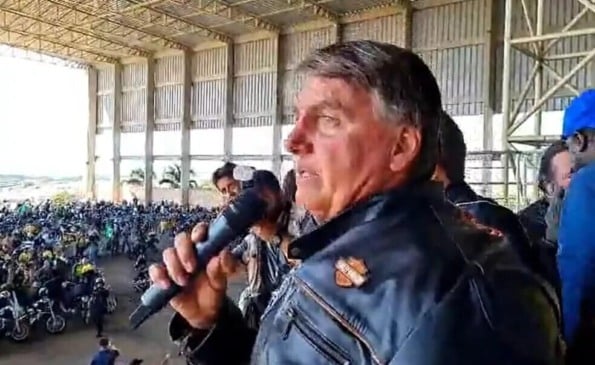 bolsonato em discurso na motociata em Americana, interior de São Paulo