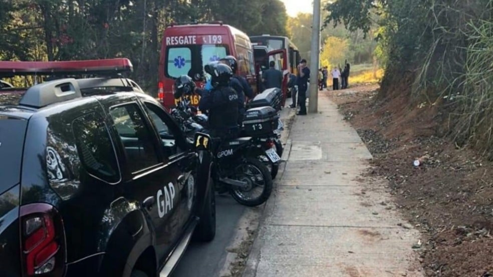 Briga de faca acaba com três feridos em Itatiba Briga de faca acaba com três feridos em Itatiba