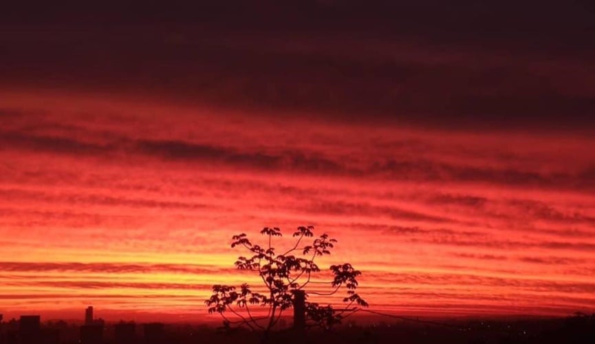 Por que o pôr do sol foi tão lindo e com cores vivas em Jundiaí?