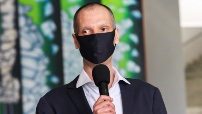 Bruno Covas passa bem, não apresenta sintomas e recebeu recomendação para permanecer trabalhando em casa (Foto: Governo do Estado de SP)