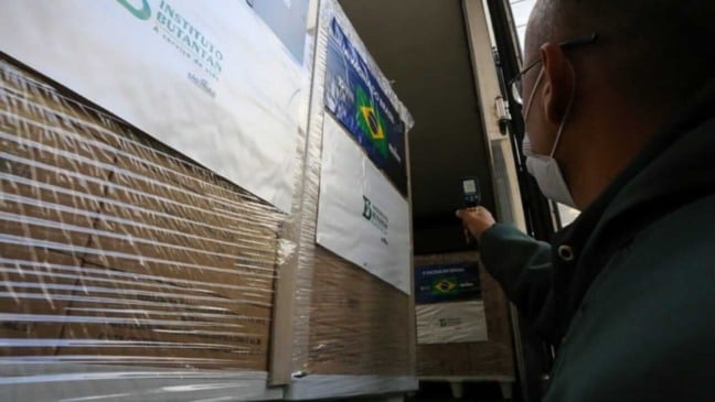 Entrega das doses da Coronavac pelo Instituto Butantan para o Ministério da Saúde