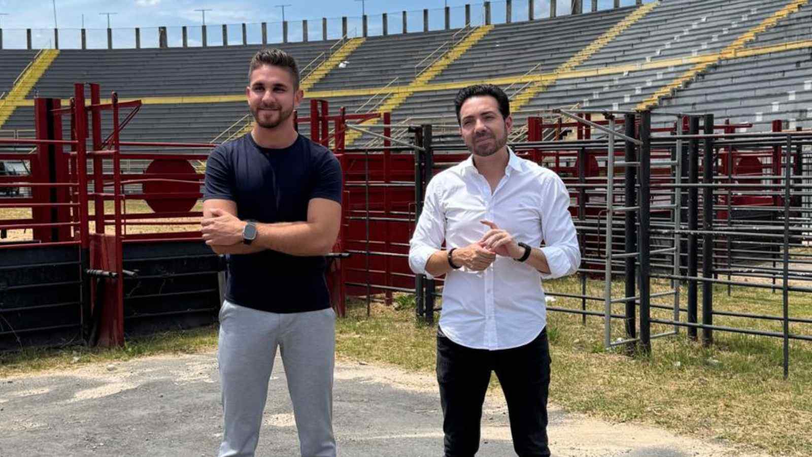 Autoridades em montagem de estrutura do Cajamar Rodeo Fest 2025.